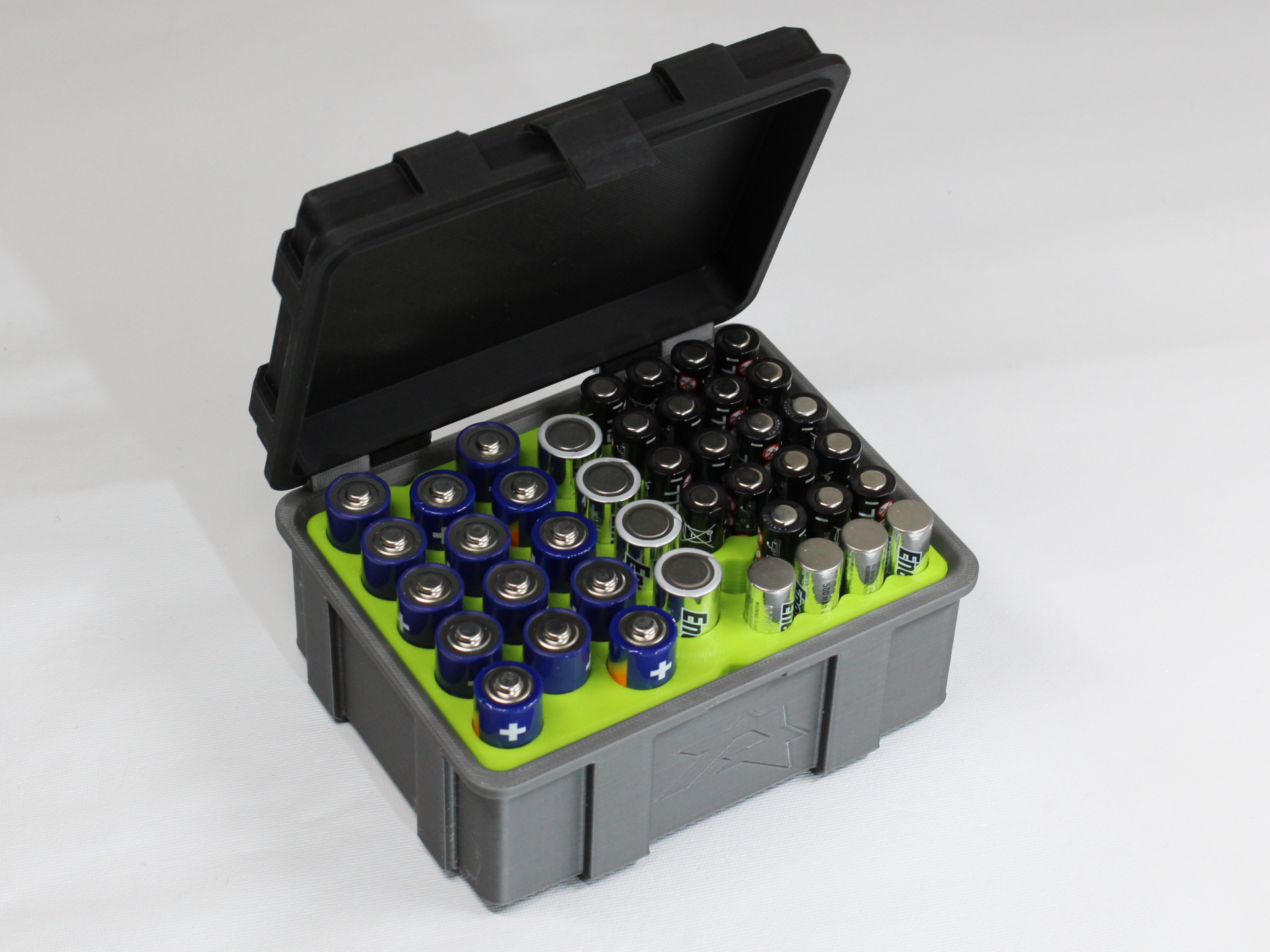 Box na AA a AAA baterie